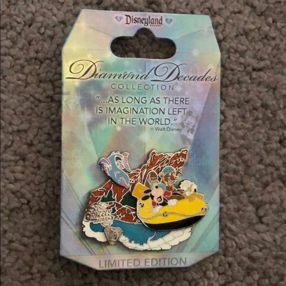 🐭Limited Edition Disney Pin🐭